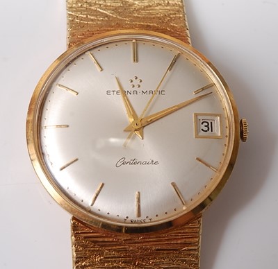 Lot 1223 - A Gents 18ct yellow gold EternaMatic...