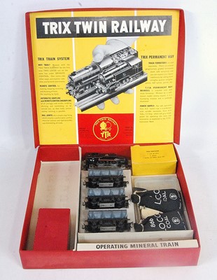 Lot 927 - A Trix Twin Railway red box containing parts...