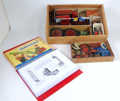 Lot 3293 - One tray containing a quantity of various...