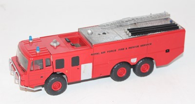 Lot 1552 - An A Smith Auto Models model No. F995C 1/48...