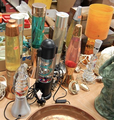 Lot 77 - A collection of modern lamps to include...