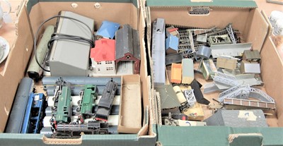 Lot 107 - Two boxes of miscellaneous double 0 gauge...