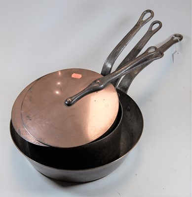 Lot 121 - A pair of 19th century copper saucepans, each...
