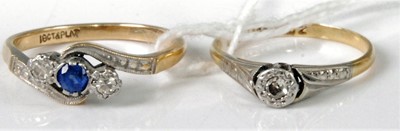 Lot 314 - An 18ct gold diamond solitaire ring, the...