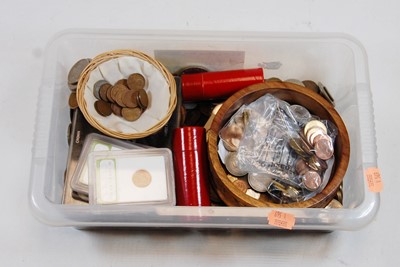 Lot 394 - A box of assorted 20th century British and...