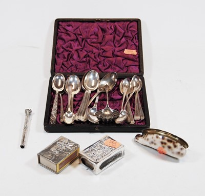 Lot 373 - A collection of miscellaneous items to include...