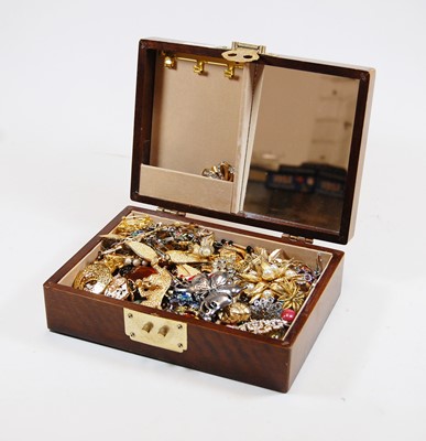 Lot 375 - A mahogany and brass mounted ladies jewellery...
