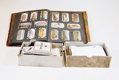Lot 450 - A collection of miscellaneous items to include...