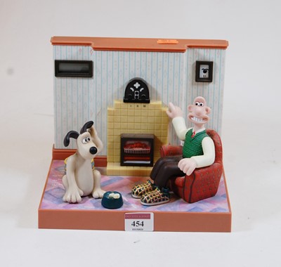 Lot 454 - A Wallace & Gromit novelty clock radio