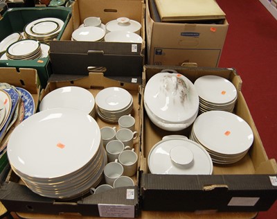 Lot 466 - A modern Thomas German porcelain 8 place...