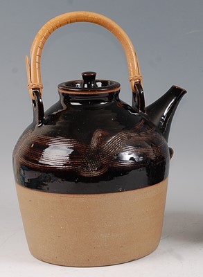 Lot 33 - Beryl Debney - a large studio pottery hot...