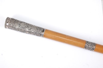 Lot 1371 - A circa 1900 Indian silver mounted and...