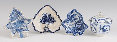 Lot 1054 - A late 18th century English porcelain pickle...