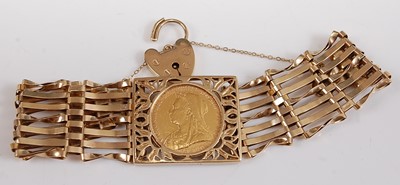 Lot 2509 - A 9ct yellow gold seven bar gatelink bracelet,...