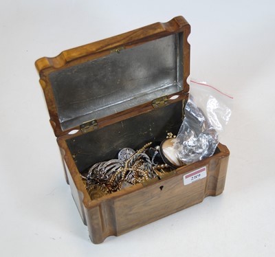 Lot 289 - An early 20th century Jerusalem olive wood box,...