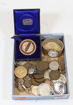 Lot 416 - A small collection of miscellaneous items, to...