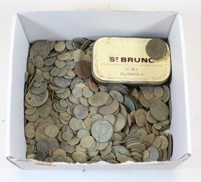 Lot 447 - A large collection of miscellaneous coins,...
