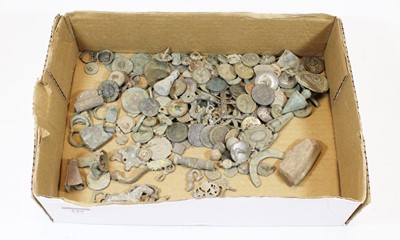 Lot 449 - A box of miscellaneous metal detecting finds,...