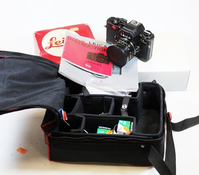 Lot 526 - A Leica R3 electronic SLR camera, serial...