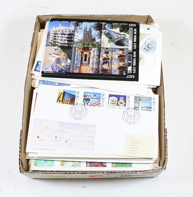 Lot 527 - A box of assorted loose first day covers,...