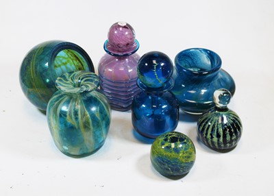 Lot 548 - A box of miscellaneous glassware, to include...