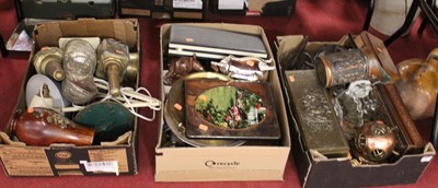 Lot 589 - Three boxes of mixed sundries to include mixed...