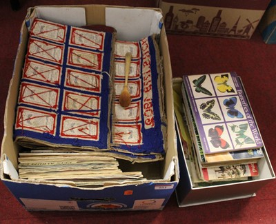 Lot 591 - One box containing a quantity of mixed Brooke...