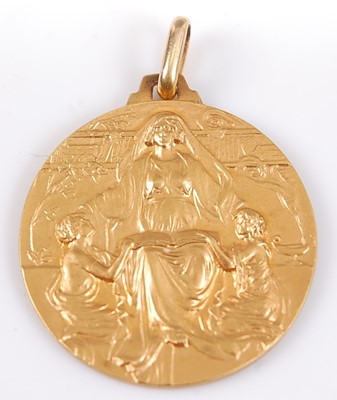 Lot 51 - An 18ct gold commemorative medal, the obverse...