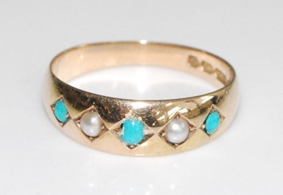 Lot 2620 - A late Victorian 15ct yellow gold half hoop...