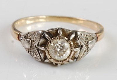 Lot 2689 - An early 20th century yellow metal diamond...