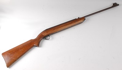 Lot 290 - * A B.S.A. .22 under-lever air rifle, serial...