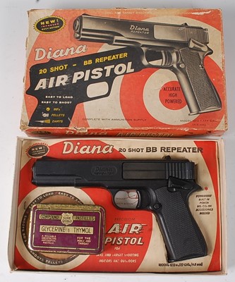 Lot 295 - * A Diana Model G10 20 shot BB Repeater .177...