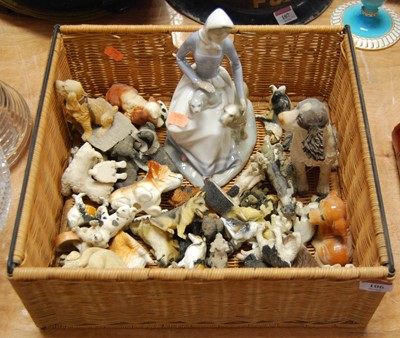 Lot 106 - A 20th century Spanish porcelain figure group...
