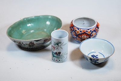 Lot 165 - A Chinese famille verte oval bowl, 26x21cm...