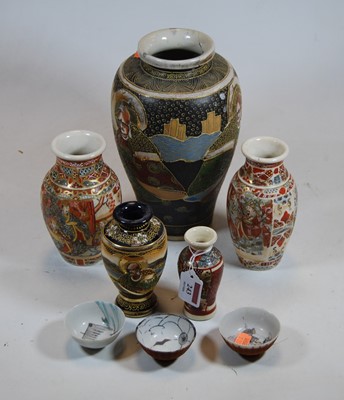 Lot 243 - A pair of Japanese Taisho period vases, of...