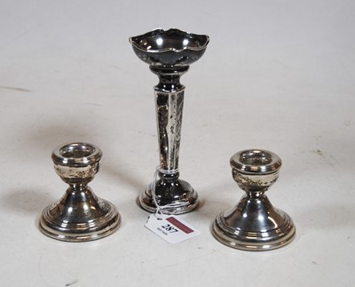Lot 287 - A silver specimen vase and a pair of dwarf...