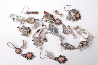Lot 477 - Assorted silver and white metal semi-precious...