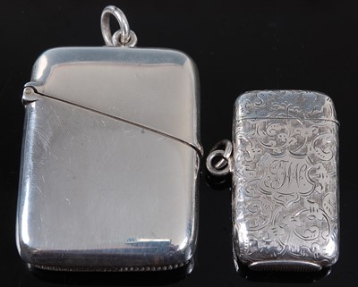 Lot 2093 - An Edwardian silver vesta, of plain...