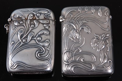 Lot 2097 - A German Art Nouveau silver vesta, of hinged...