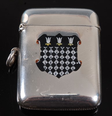 Lot 2098 - An Edwardian silver vesta, of hinged...