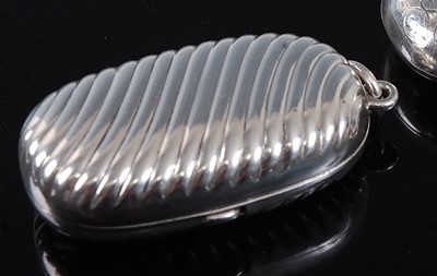 Lot 2108 - A late Victorian silver...