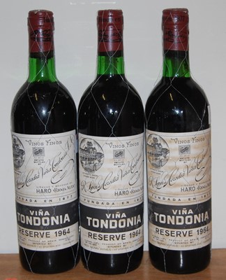 Lot 1010 - R. Lopez de Heredia vina Tondonia Reserva,...