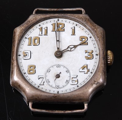 Lot 73 - An early 20th century gent's silver cased...