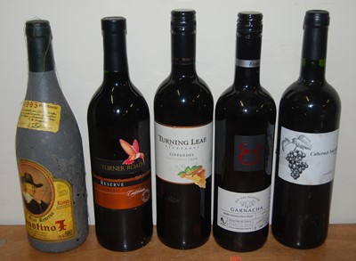 Lot 1028 - Assorted red table wines, to include Garnacha...