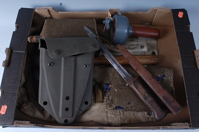 Lot 130 - A collection of miscellaneous militaria to...