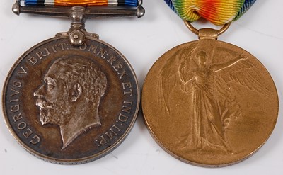 Lot 18 - A WW I British War and Victory pair, naming...