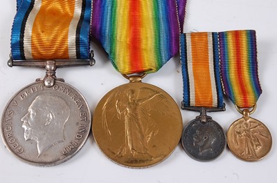 Lot 20 - A WW I British War and Victory pair, naming...