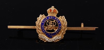 Lot 36 - A 9ct gold and enamelled sweetheart brooch for...