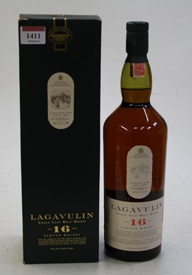 Lot 1337 - Lagavulin aged 16 years Single Islay Malt...