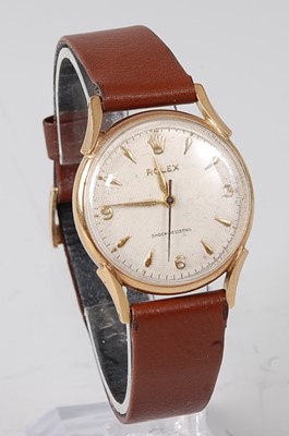 Lot 2304 - A vintage gents 9ct gold cased Rolex...
